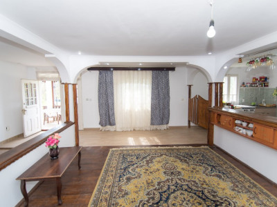 Spatiu birouri 70mp loc de parcare strada 13 Decembrie