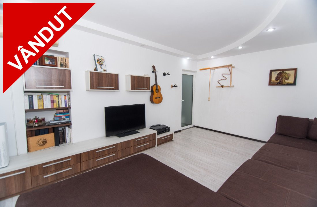 Apartament 3 camere decomandat Gavana - zona excelenta