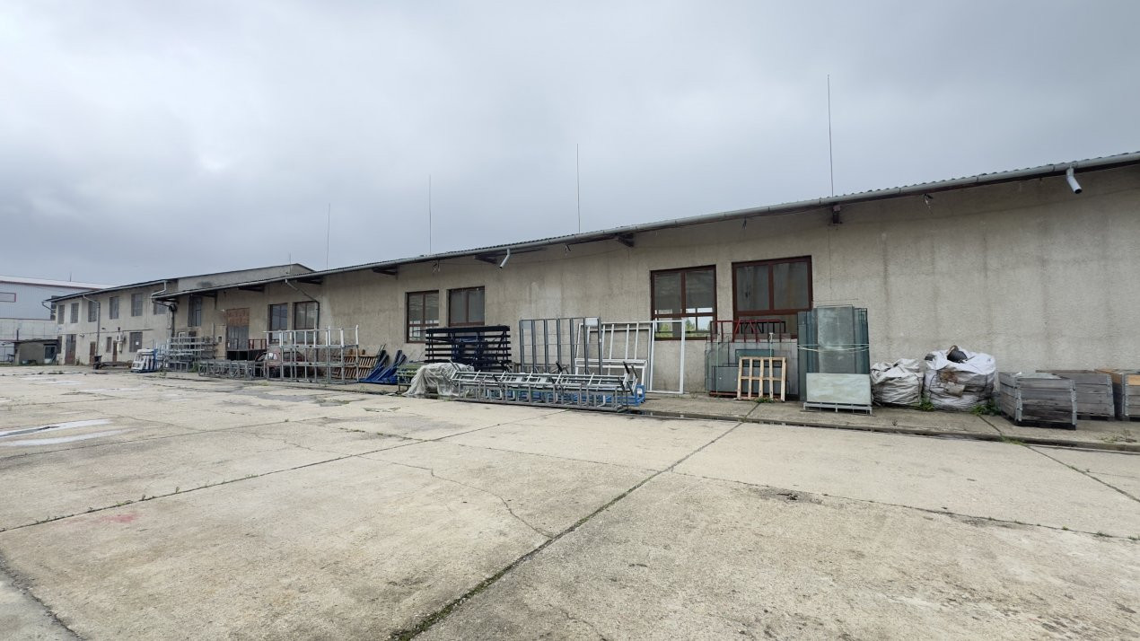 Clădire Industrială Hală Producție, Depozitare, Birouri-Teren 3140 mp - Carei  