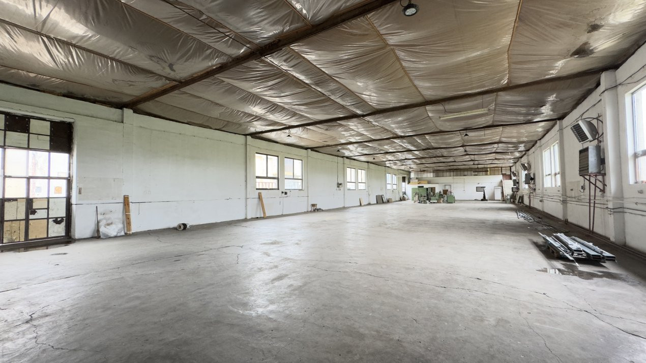  Clădire Industrială Hală Producție, Depozitare, Birouri-Teren 3140 mp - Carei  