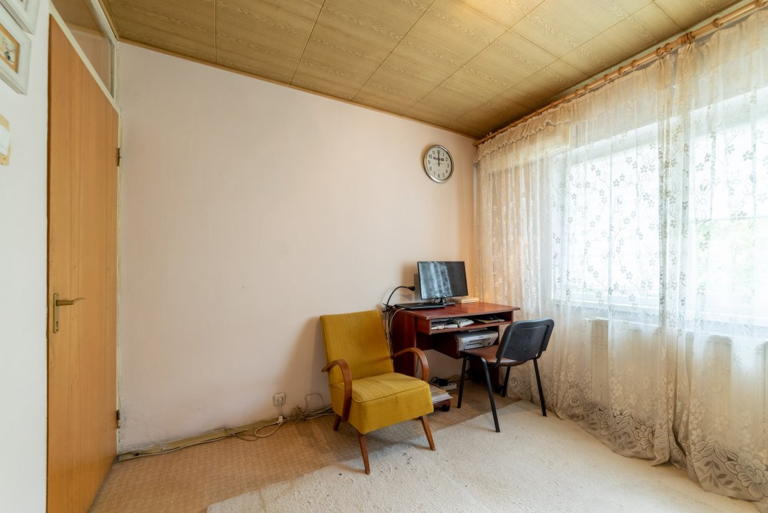 Apartament spatios de 4 camere etaj 2 Pitesti-zona Gavana!