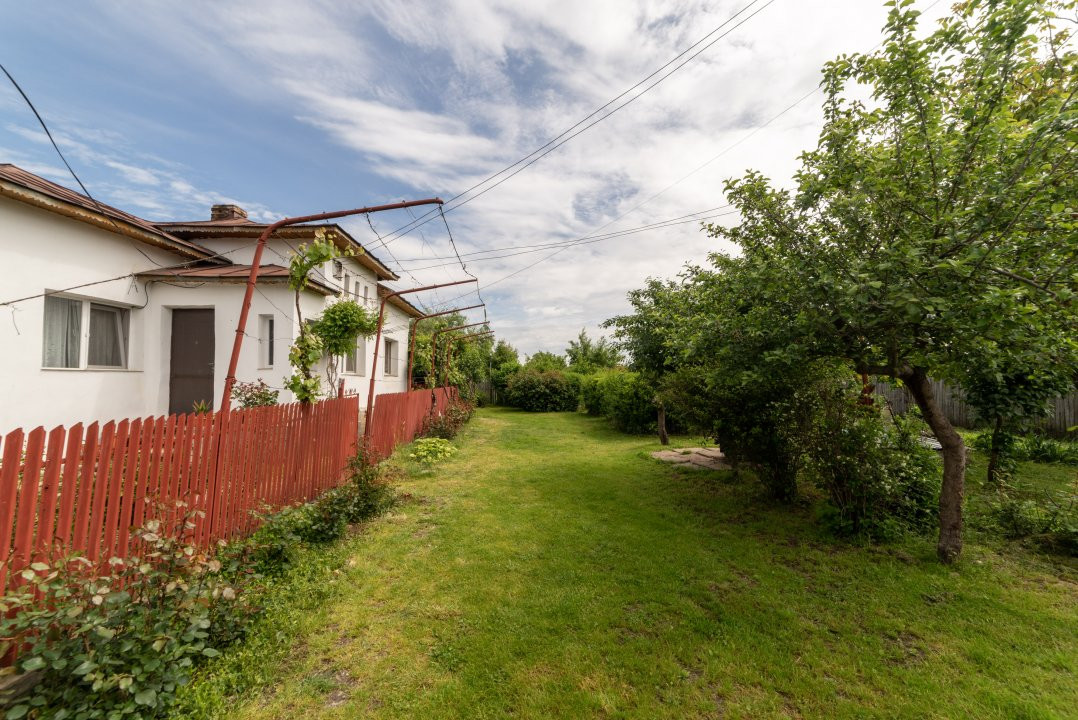 Casa la tara - Com. Ratesti, sat Nejlovelu - la 30 km de Pitesti