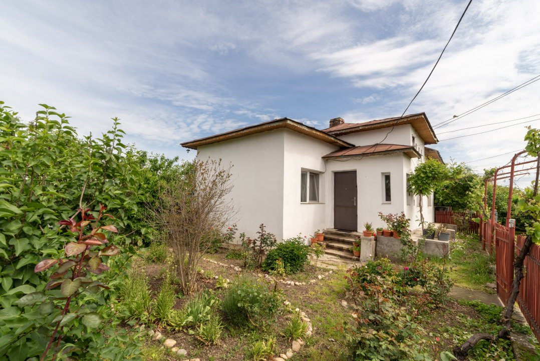 Casa la tara - Com. Ratesti, sat Nejlovelu - la 30 km de Pitesti
