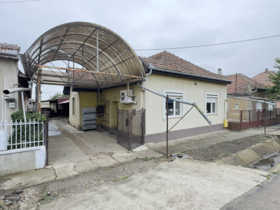 Casă 6 camere, Teren 891 mp, 2 Fronturi - Loc. Cămin SM - Comision 0% cumpărător