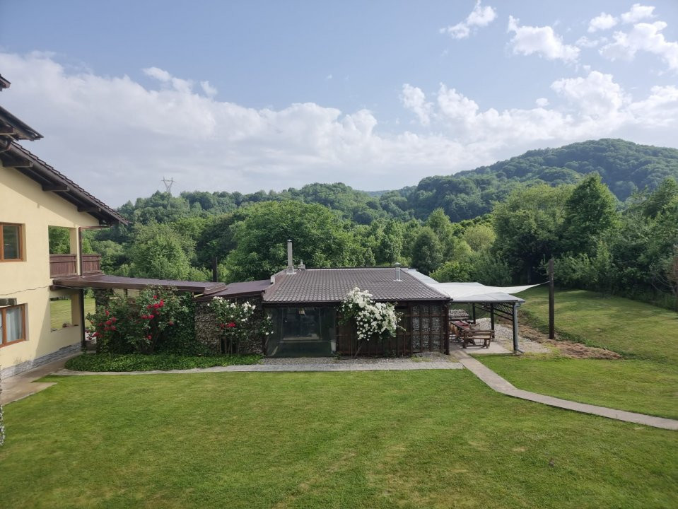 Casa de Vis în Corbeni- la poalele Munților Făgăraș!