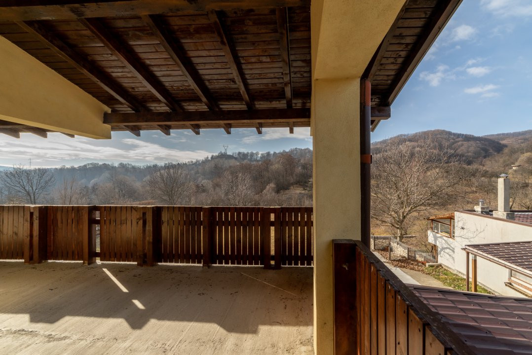Casa de Vis în Corbeni- la poalele Munților Făgăraș!