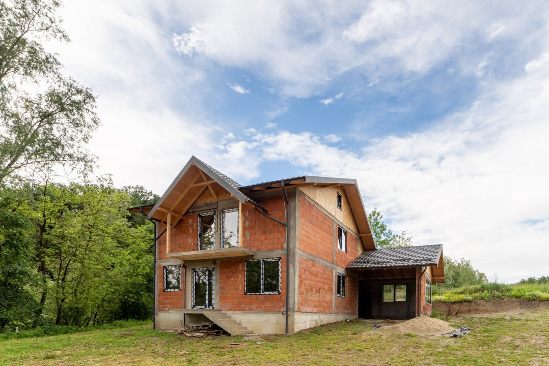 Casa Babana, Arges  P+1+pod - in constructie 