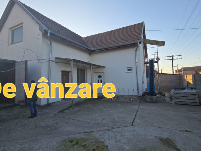 De Vânzare Casă Botiz