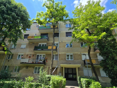 De vanzare apartament 2 camere Carpati 1
