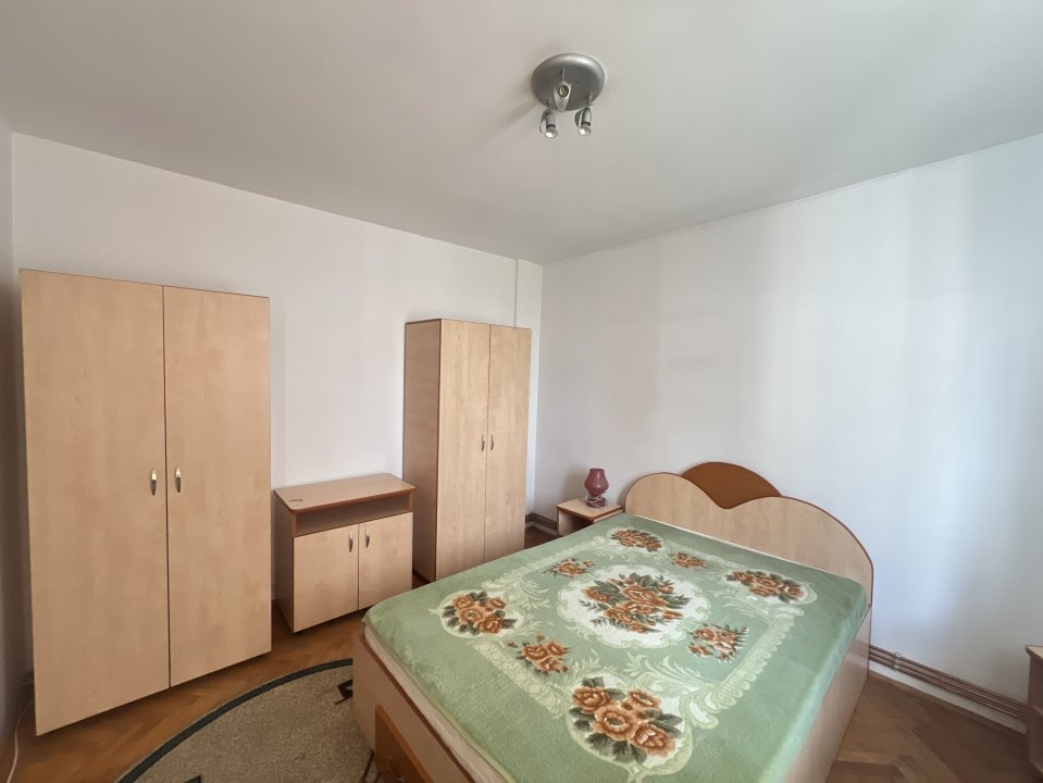 Inchiriere Apartament 3 camere Craiovei
