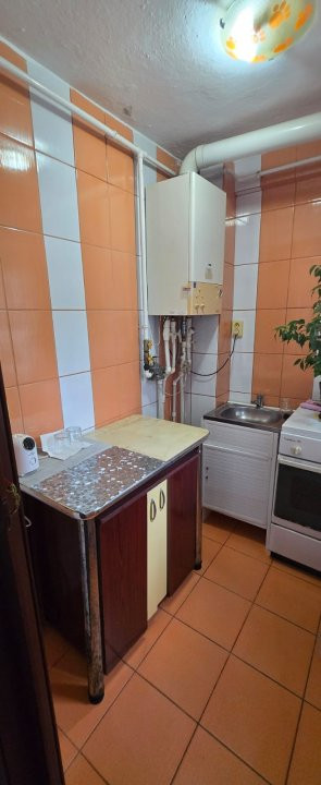 Apartament 2 camere, etaj 1 - str. Minerilor, Târgu Jiu