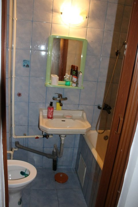 Apartament 2 camere, etaj 1 - str. Minerilor, Târgu Jiu
