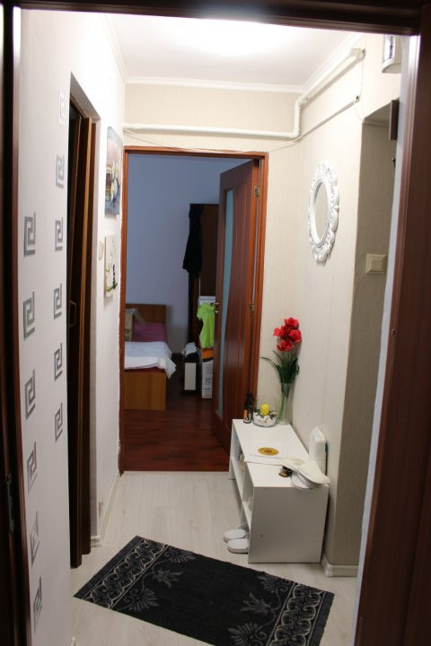 Apartament 2 camere, etaj 1 - str. Minerilor, Târgu Jiu