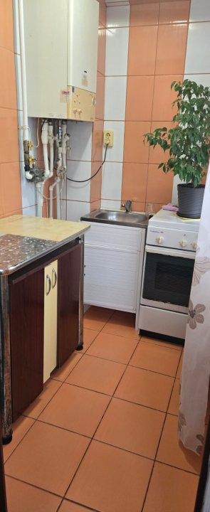 Apartament 2 camere, etaj 1 - str. Minerilor, Târgu Jiu