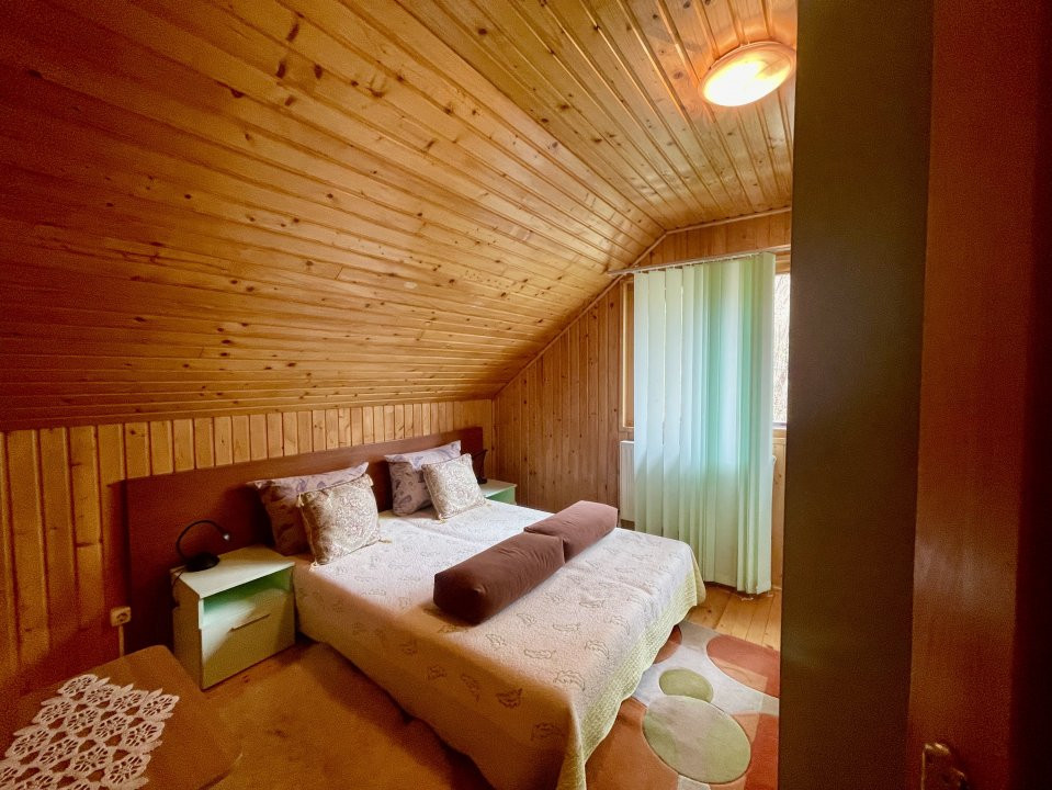 Valea Doftanei – Vila si Teren pe malul Lacului Paltinul!