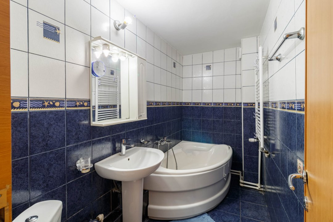 Apartament spatios, cu centrala - langa Mall Vitan 