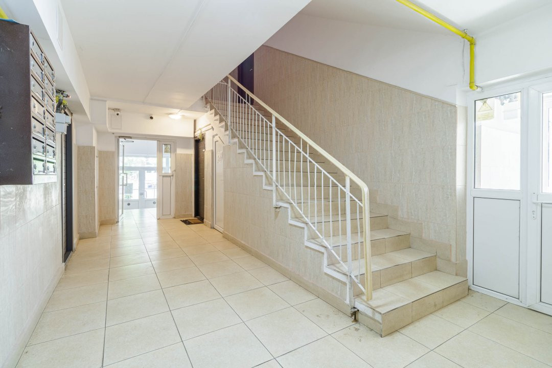 Apartament spatios, cu centrala - langa Mall Vitan 