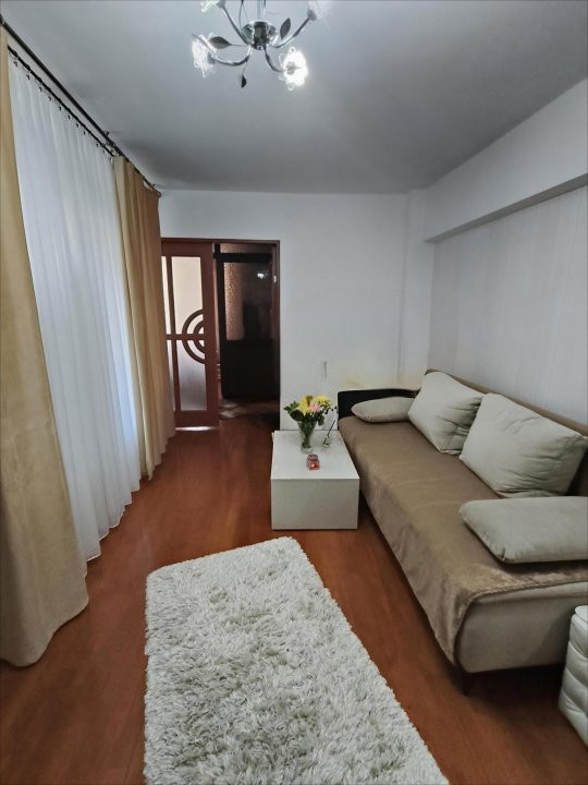Confort și spațiu – apartament 3 camere, zona Republicii, Târgu Jiu