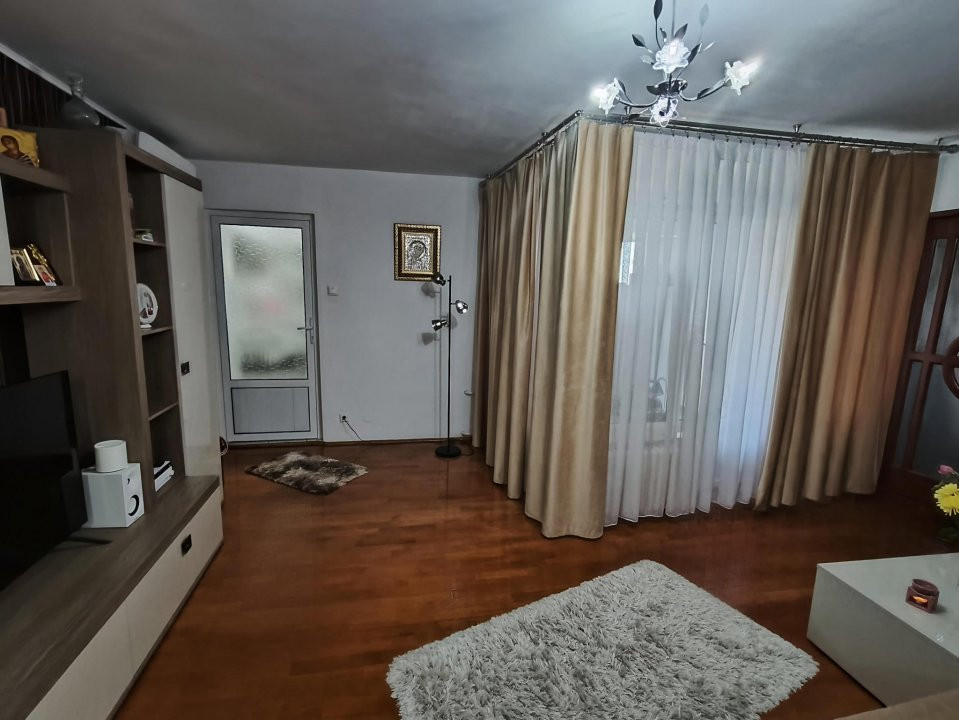 Confort și spațiu – apartament 3 camere, zona Republicii, Târgu Jiu