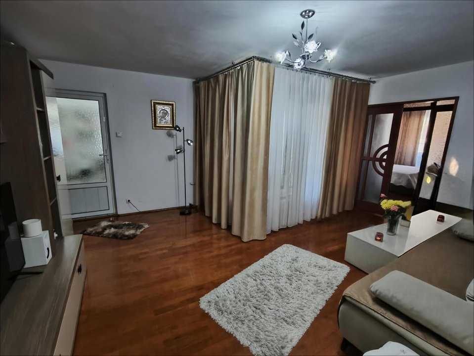 Confort și spațiu – apartament 3 camere, zona Republicii, Târgu Jiu