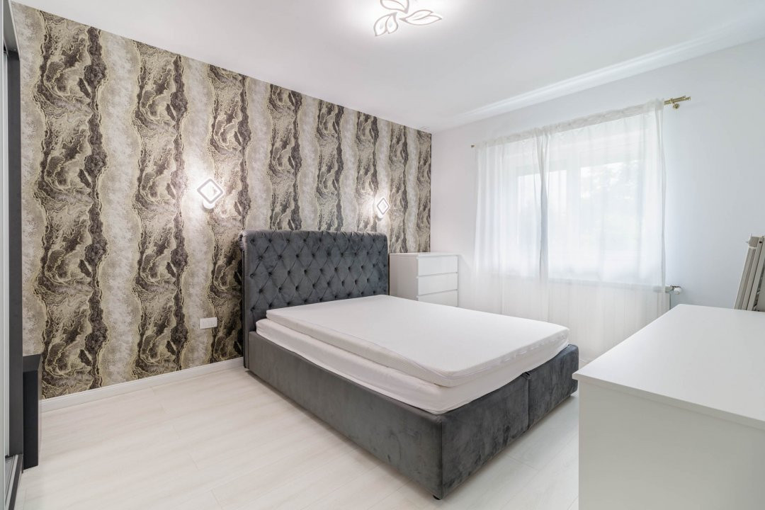 Casa 4 camere cu terasa inchisa Ciorogarla