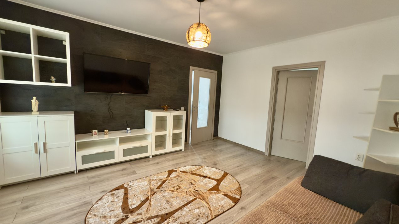 De inchiriat-Apartament 2 Ultracentral-Pitesti zona Primărie!