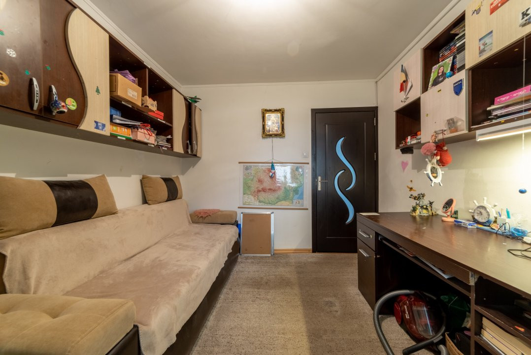 Apartament 4 camere - Bd. Petrochimistilor, Prundu!