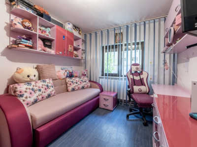Apartament 4 camere - Bd. Petrochimistilor, Prundu!