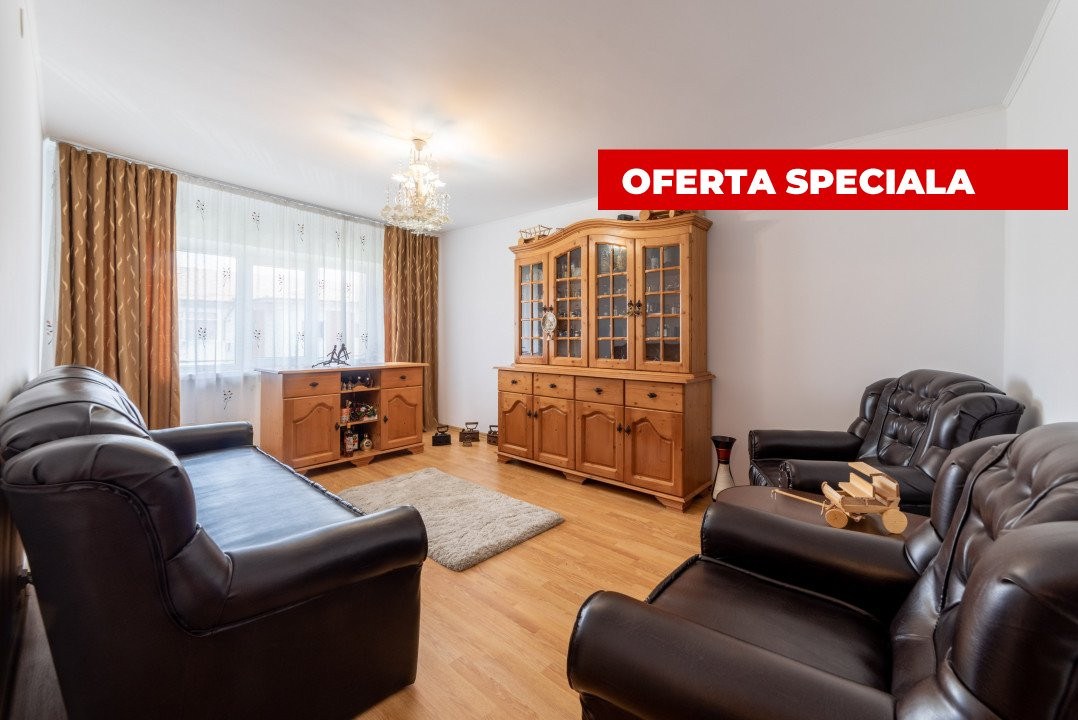 Apartament 3 camere - Topoloveni, Central
