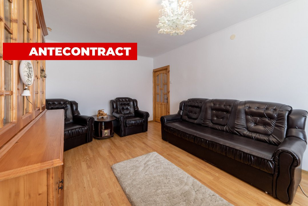 Apartament 3 camere - Topoloveni, Central