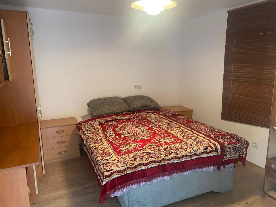 Casă + teren generos  în Telești, Gorj