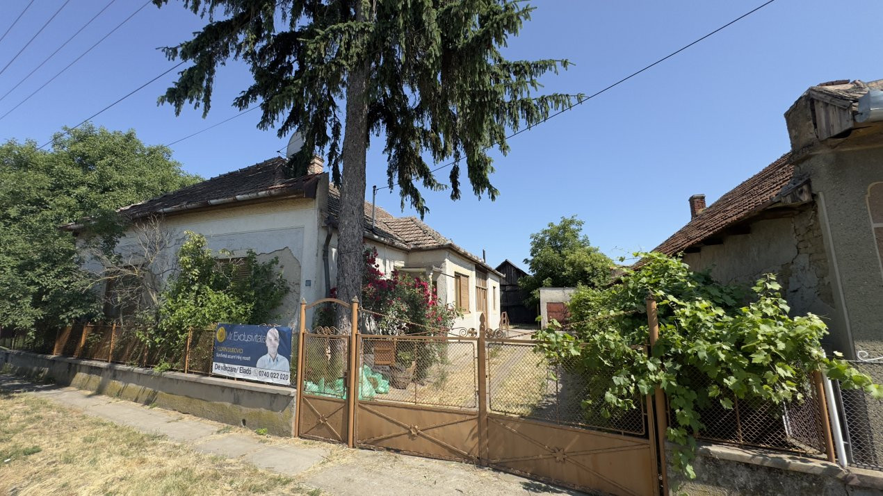 Casă 3 camere, Teren 1079 mp Berveni SM - Comision 0% cumpărător