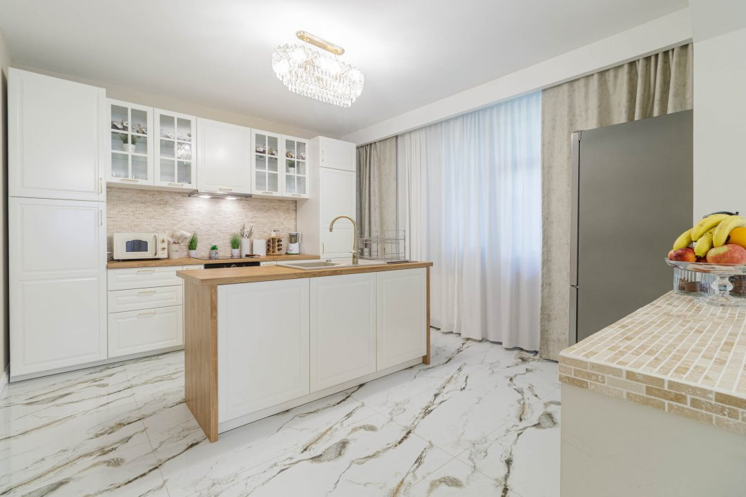 Pensiune & Complex rezidențial multifuncțional – Drumul Odaii, Otopeni