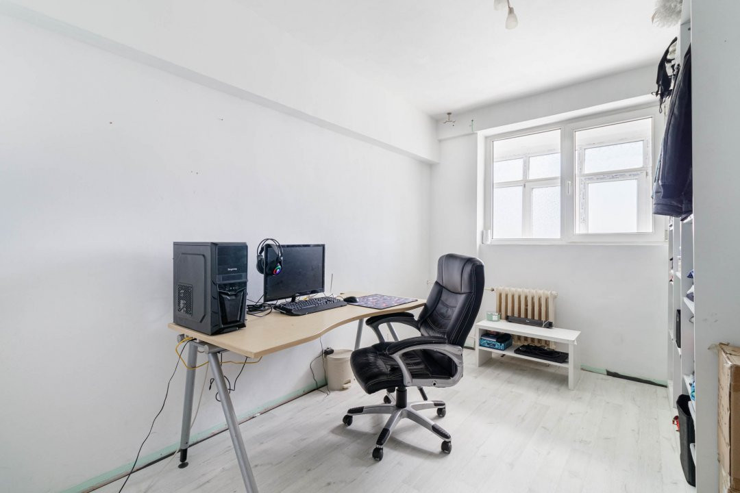 Spațiu generos, potențial imens – apartament 3 camere, așteaptă viziunea ta