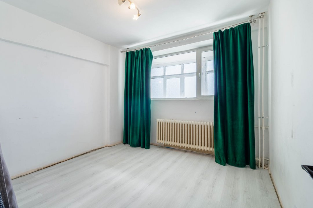 Spațiu generos, potențial imens – apartament 3 camere, așteaptă viziunea ta