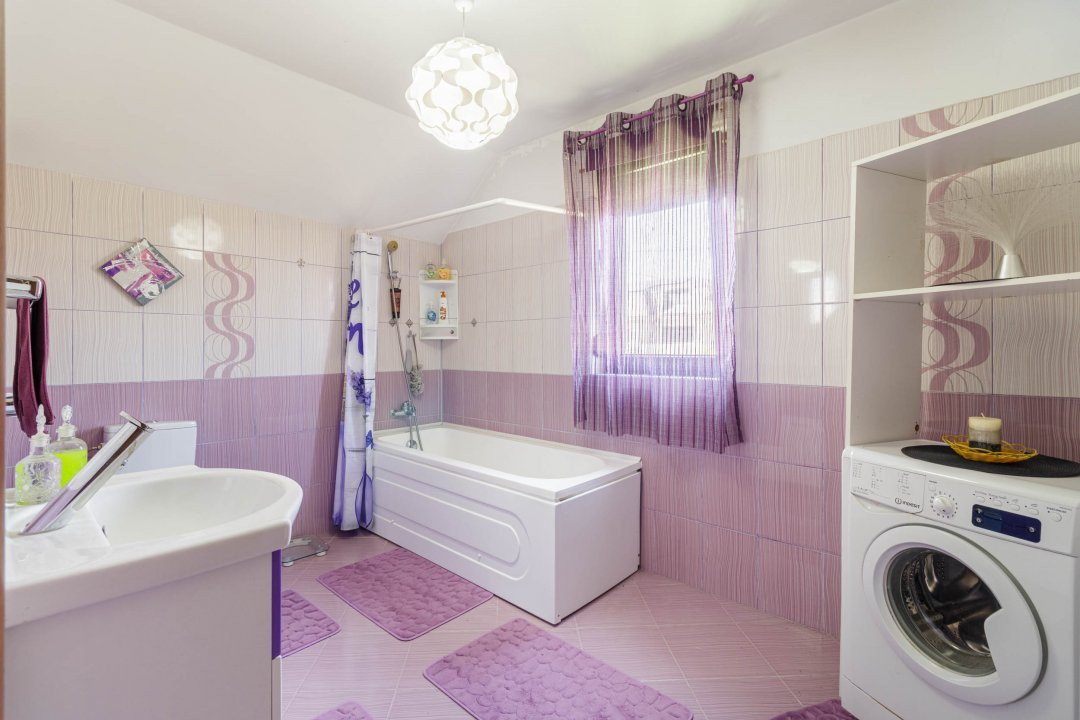 Vila spațioasă și elegantă, aproape de pădure – Tunari, Ilfov