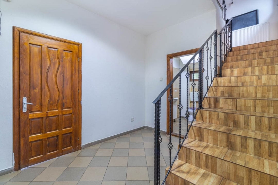 De închiriat – Spațiu comercial 100 mp, la stradă principală – între Berceni și 