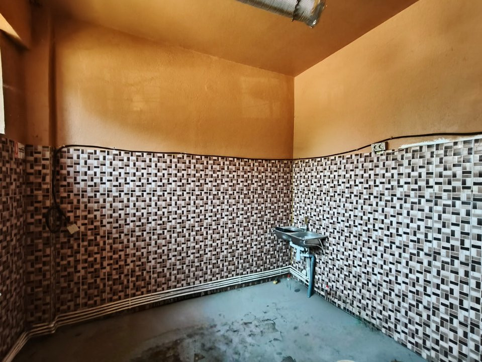 Spațiu comercial de închiriat –  lângă Colegiul Național Spiru Haret