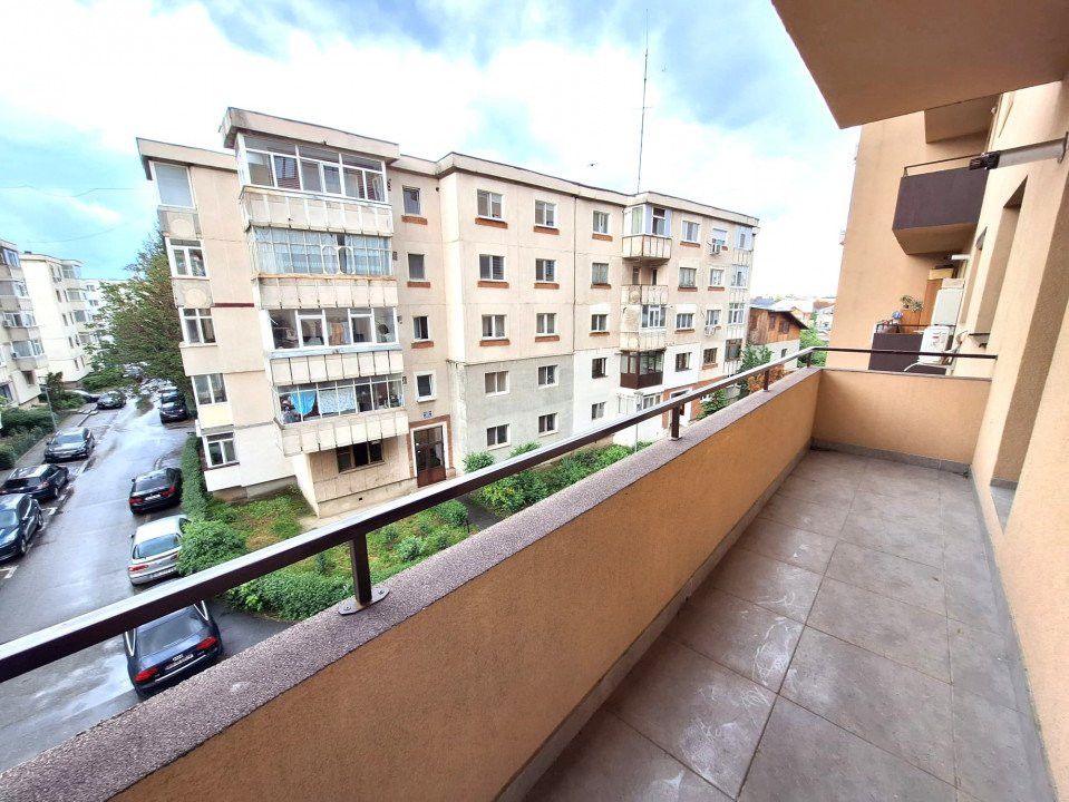 Inchiriere apartament 3 camere Popa Sapca Bloc Nou