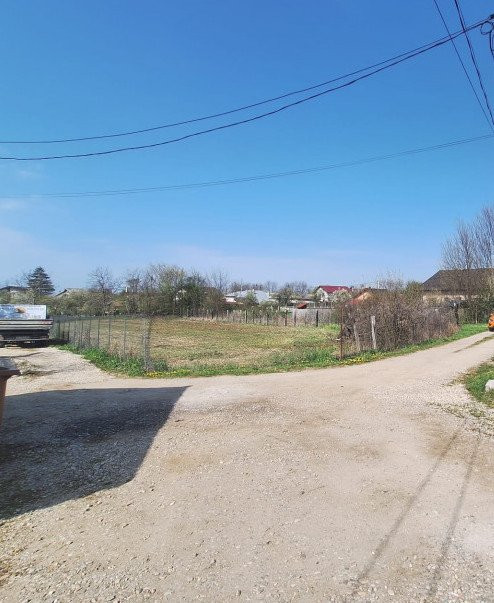 Teren 1453 mp în Călinești, la 15 km de Pitești ideal construcție sau investiție