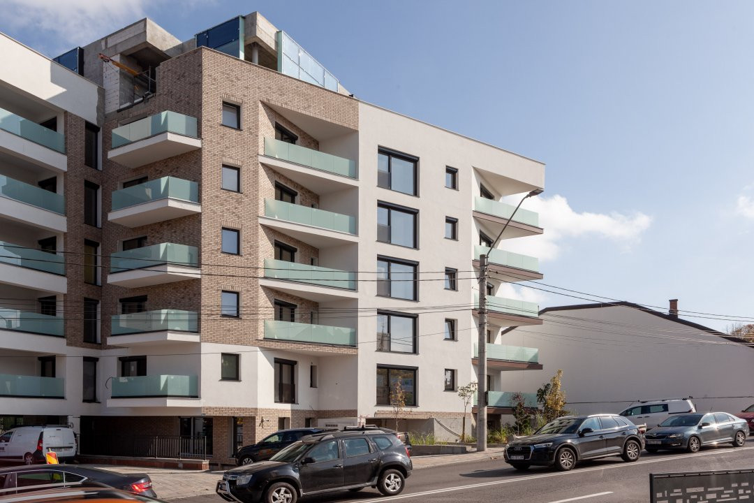 Spațiu Comercial Central – 2 Locuri de Parcare–Parter bloc 2025-Open Space