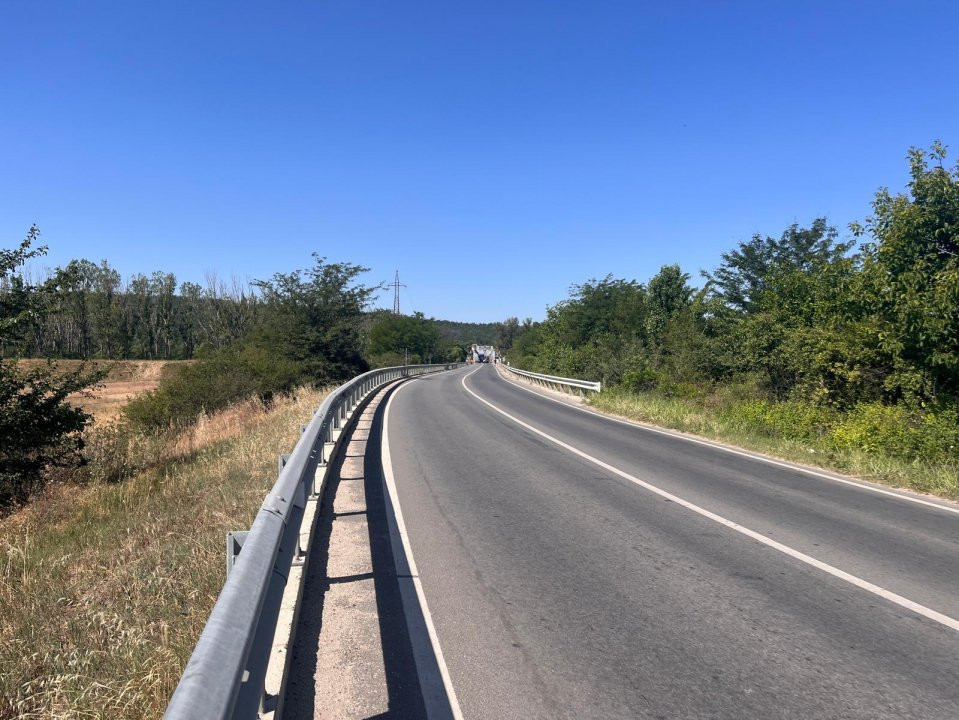 Teren agricol cu potential – 24.834 mp, zona Podul Jiului