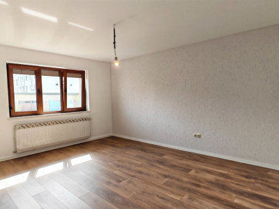 Apartament 3 camere Parter, Carei - Str. Cpt. Pavel Zăgănescu Nr.5