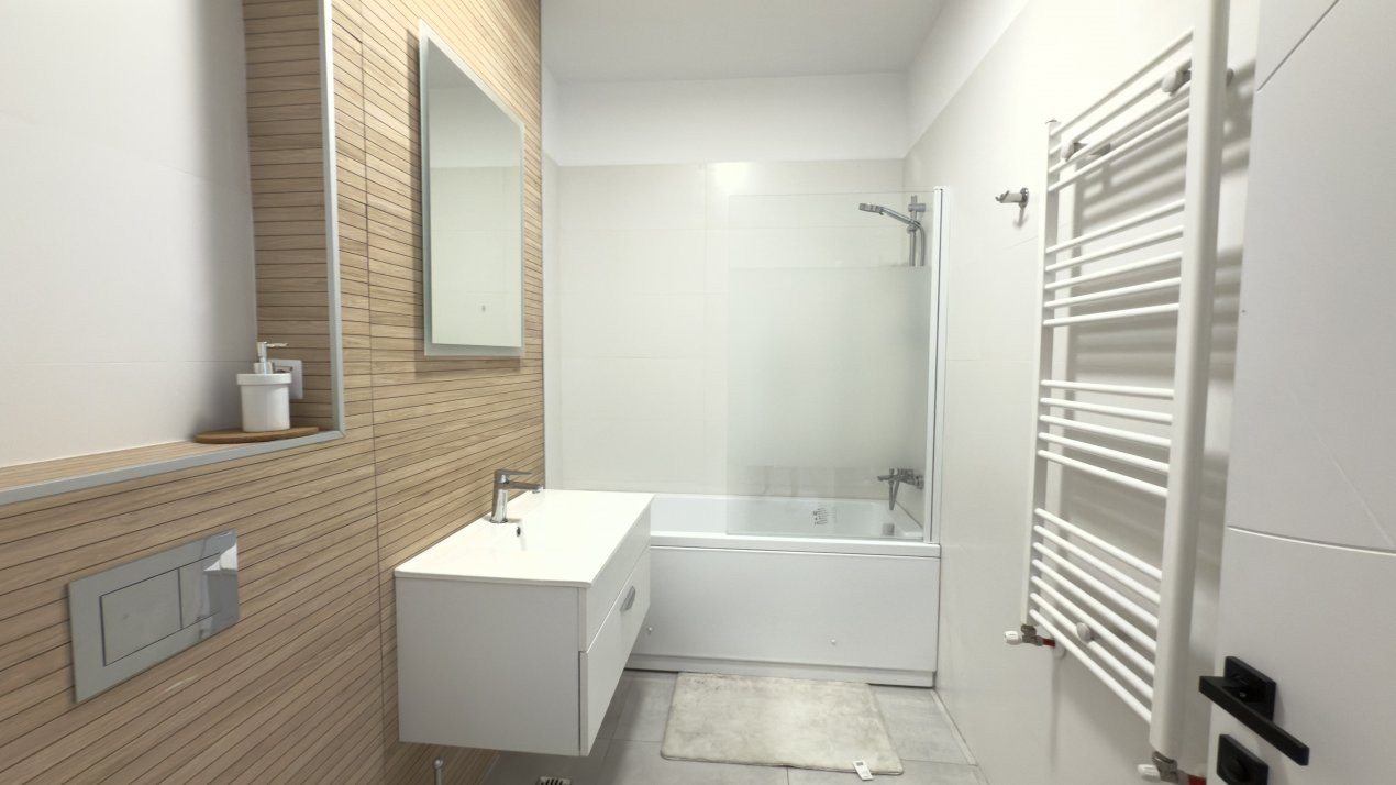 Apartament 2 camere de închiriat-Pitesti/B-dul Republicii!