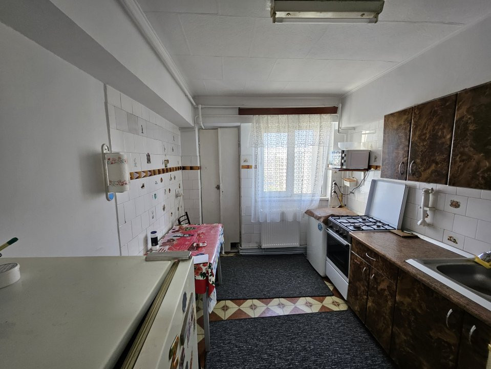 Apartament 3 camere mobilat si utilat - Ultracentral Pitesti
