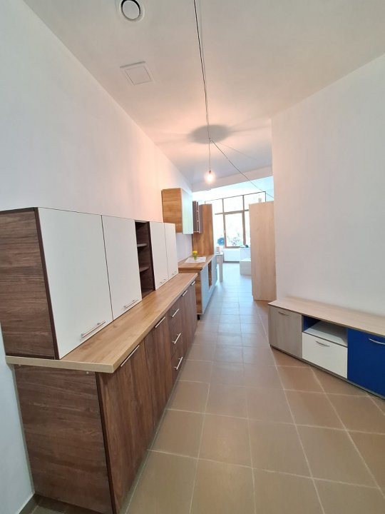 Spatiu comercial-Ultra-Central-Topolovenil!