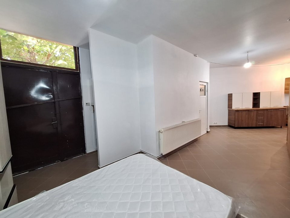 Spatiu comercial-Ultra-Central-Topolovenil!