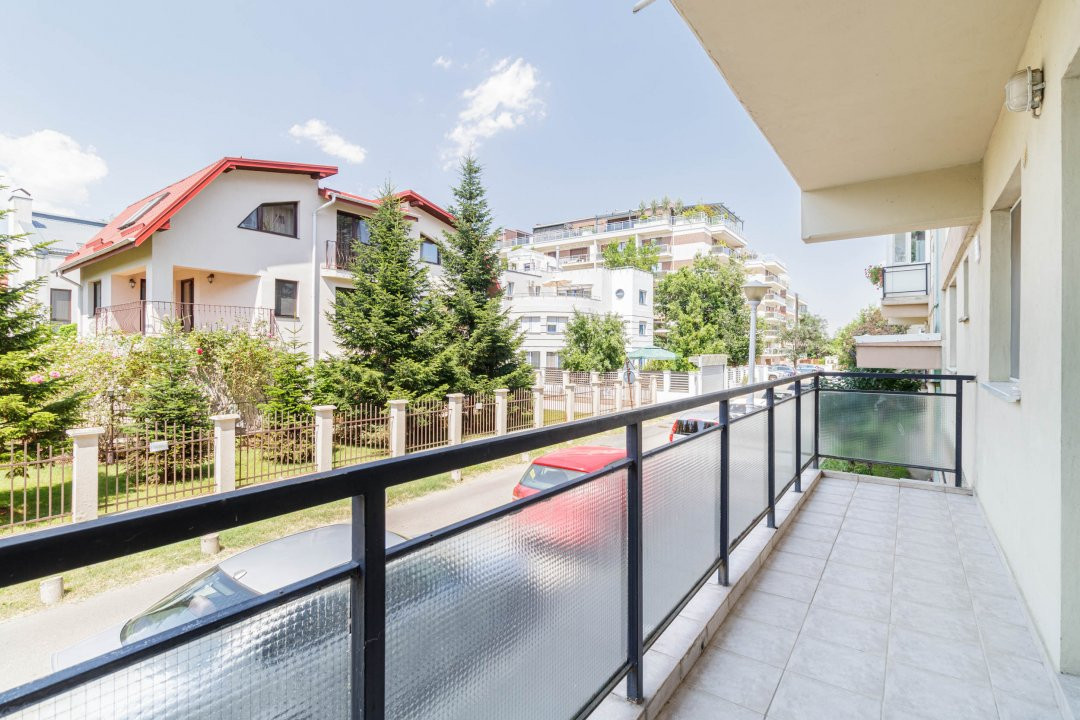 Apartament 2 camere Baneasa/Damaroaia – mobilat complet, cu terasa generoasa