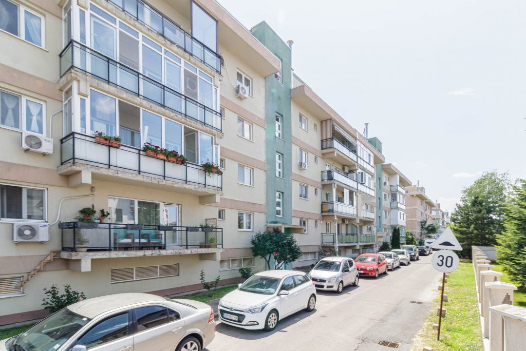 Apartament 2 camere Baneasa/Damaroaia – mobilat complet, cu terasa generoasa