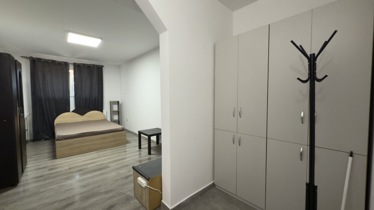 Apartament de 2 camere Pitesti zona Banat-bloc nou!